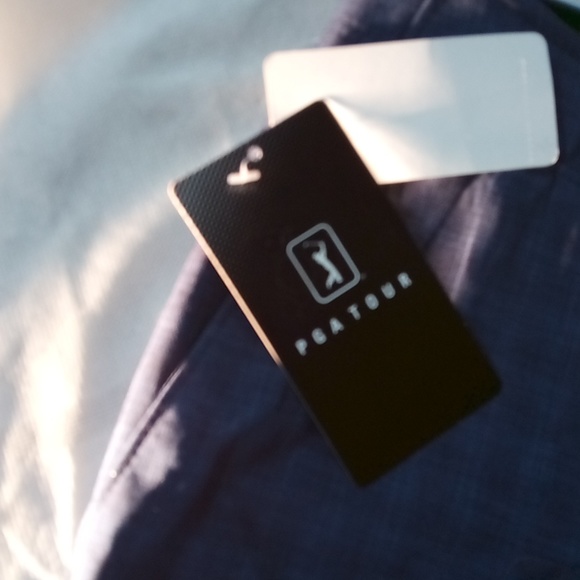 Pga tour authentic gear 32 shorts - Picture 3 of 7